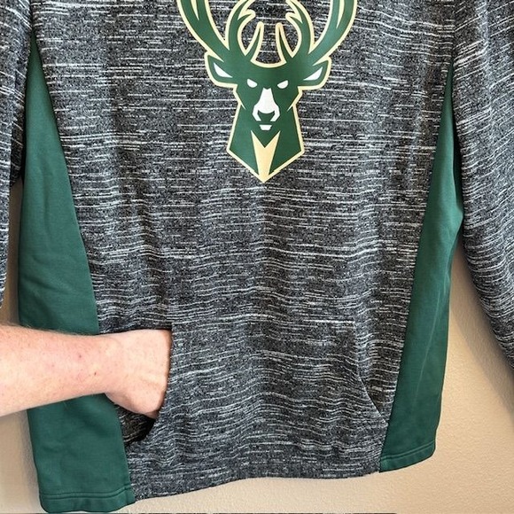 Fanatics NBA Milwaukee Bucks Men's Gray & Green Hooded Hoodie‎ Sweatshirt LG - Picture 4 of 7